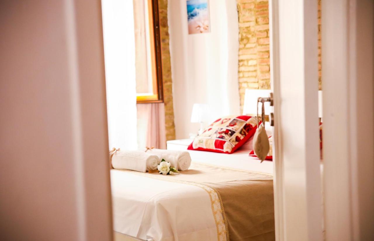 B&B La Dimora Di Tommaso Apartment - Dimora Storica Bike Friendly Ortona Eksteriør billede