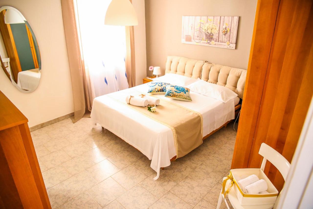 B&B La Dimora Di Tommaso Apartment - Dimora Storica Bike Friendly Ortona Eksteriør billede