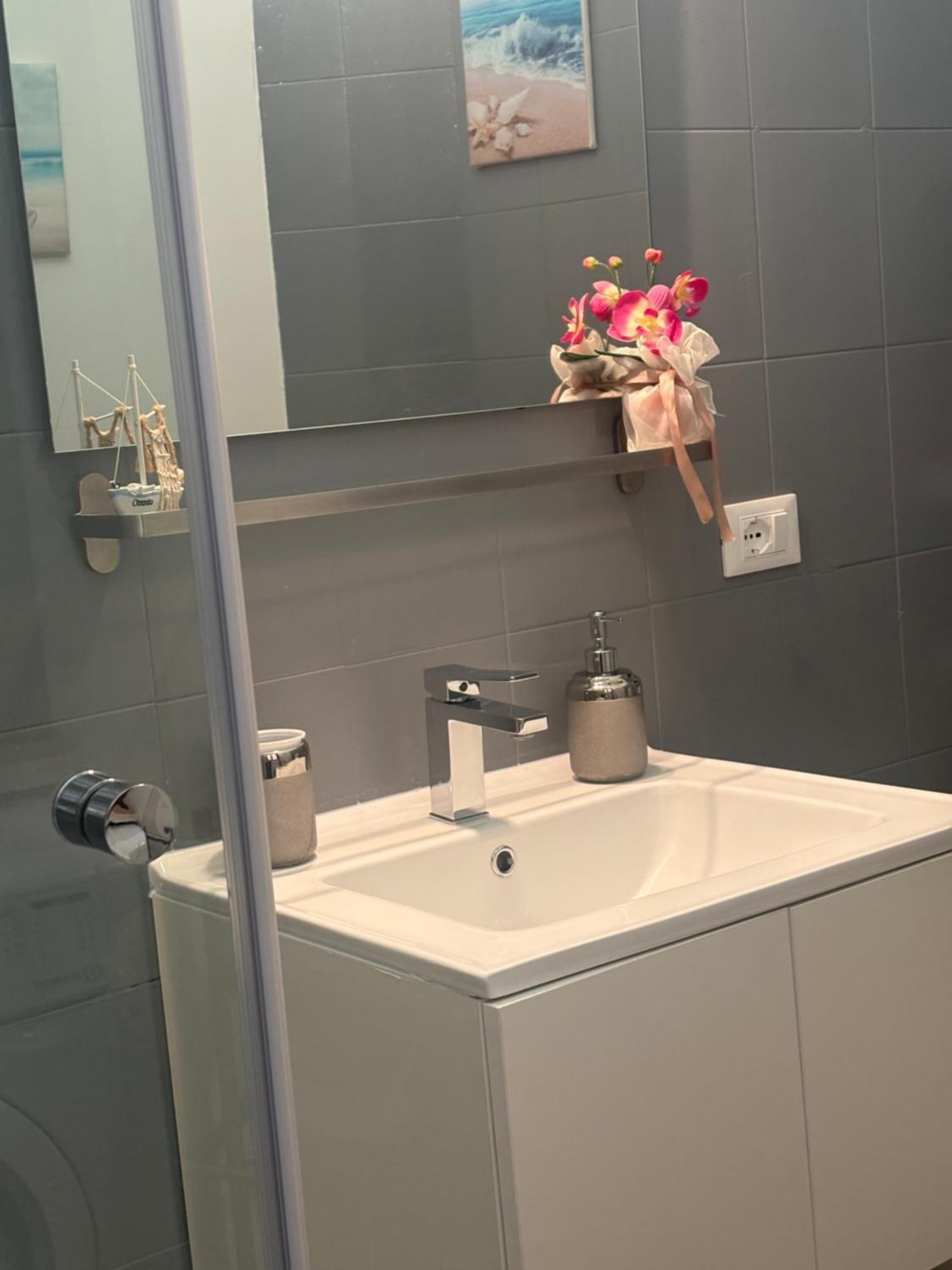 B&B La Dimora Di Tommaso Apartment - Dimora Storica Bike Friendly Ortona Eksteriør billede